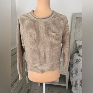GAP Women's Beige Crew Neck Sweater